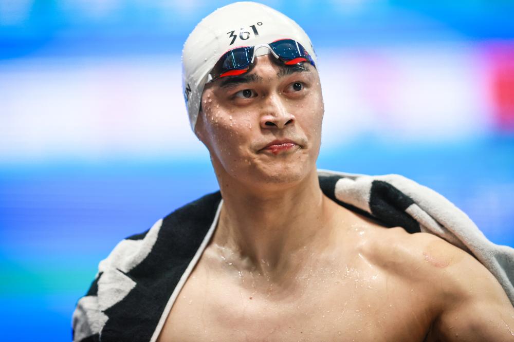 极速电竞官网:欧国联/决赛首回合裁判:瑞典裁判尼贝里执法荷兰vs西班牙.